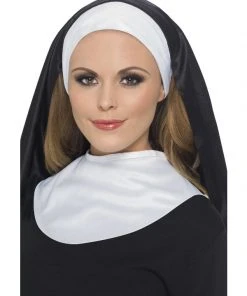 Fun Place Nun's Kit Cosplay