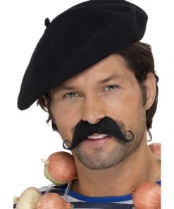 Fun Place Black Beret