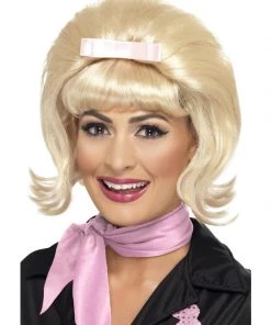 Fun Place Cosplay 50s Flicked Beehive Bob